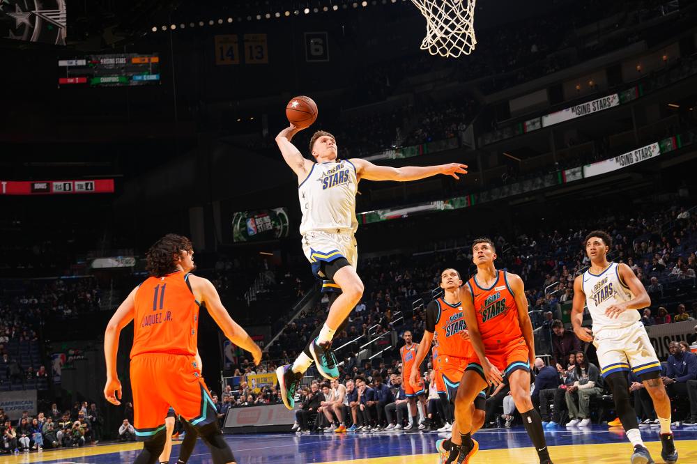 而更像是一 而更像是一