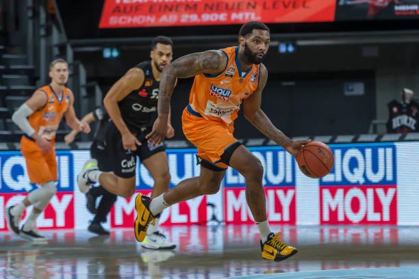 赛事中走得 赛事中走得