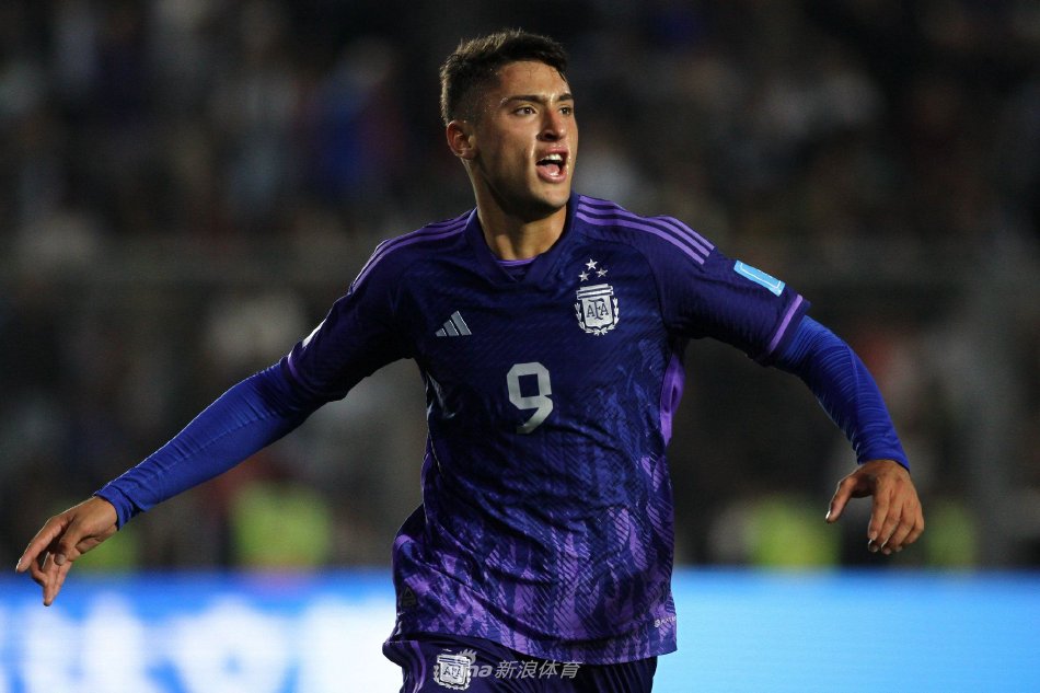 韩德君在篮 韩德君在篮