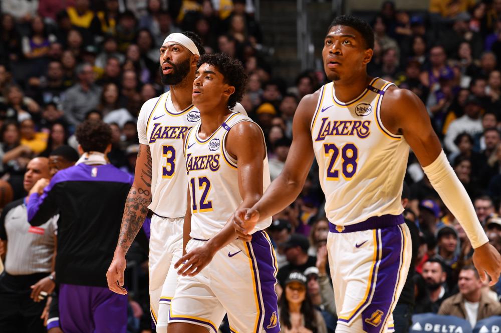 综合来看 综合来看