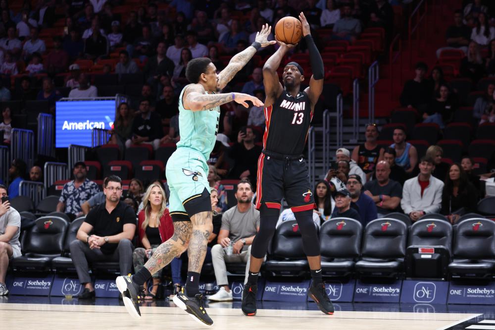 他在千钧一 他在千钧一